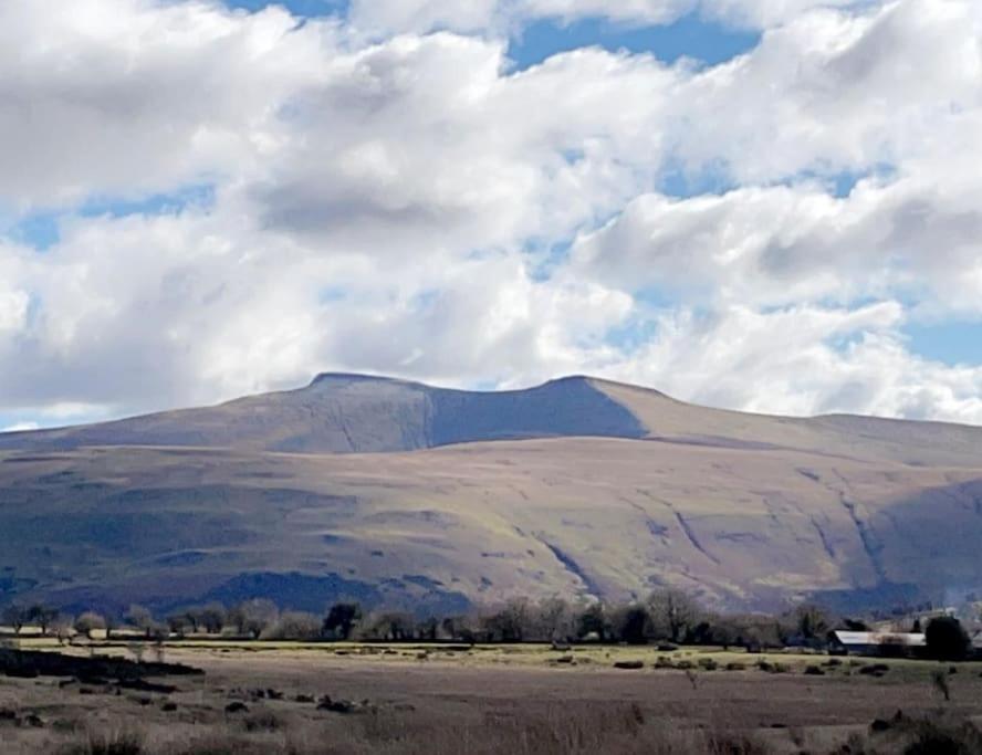 LlangorseSyn Y Nant公寓 外观 照片